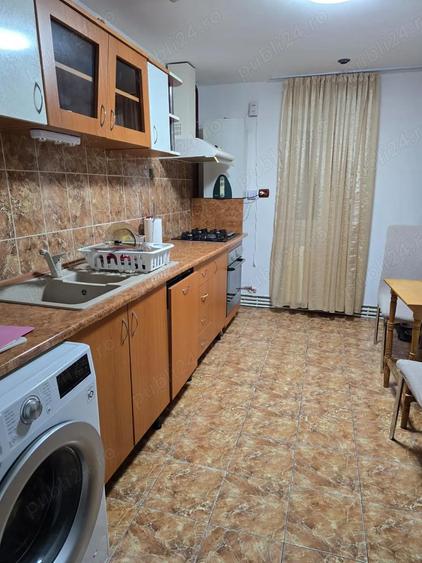 Inchiriere apartament 4 camere - 3
