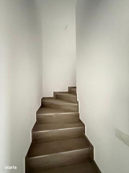 De vanzare Casa isiruita, zona Carolina Mall Cartier Nou - 8