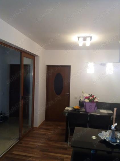 persoana fizica inchiriez apartament 3 camere in vila cu 8 apartamente in zona Str. Bieltz - 8