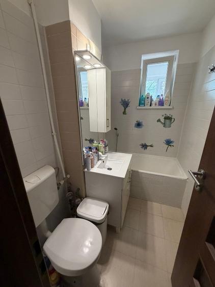 Vand apartament 2 camere Baba Novac - 2