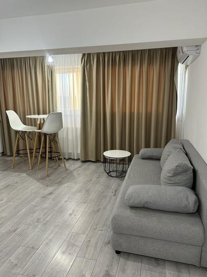 Apartament cu 2 camere decomandat în Exterior Vest