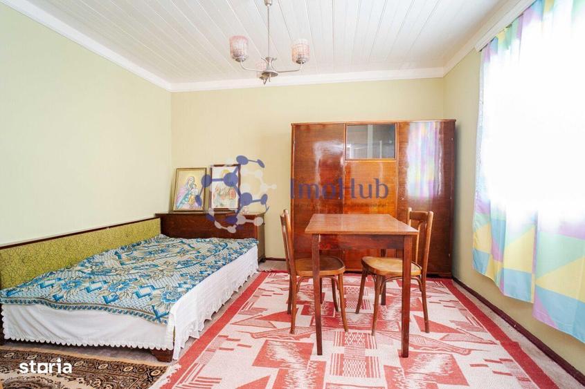 Teren de 2200 mp si casa in sat Voinesti, langa biserica - 10