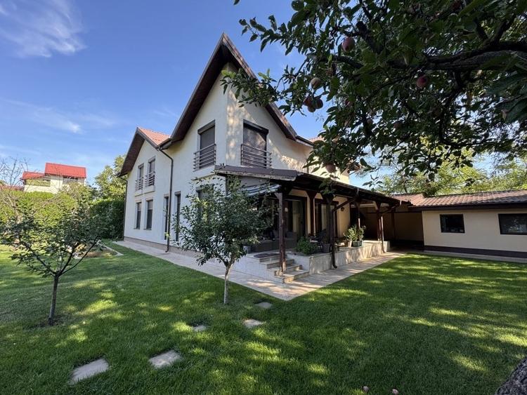 Vanzare vila moderna zona 2 Cocosi - 1