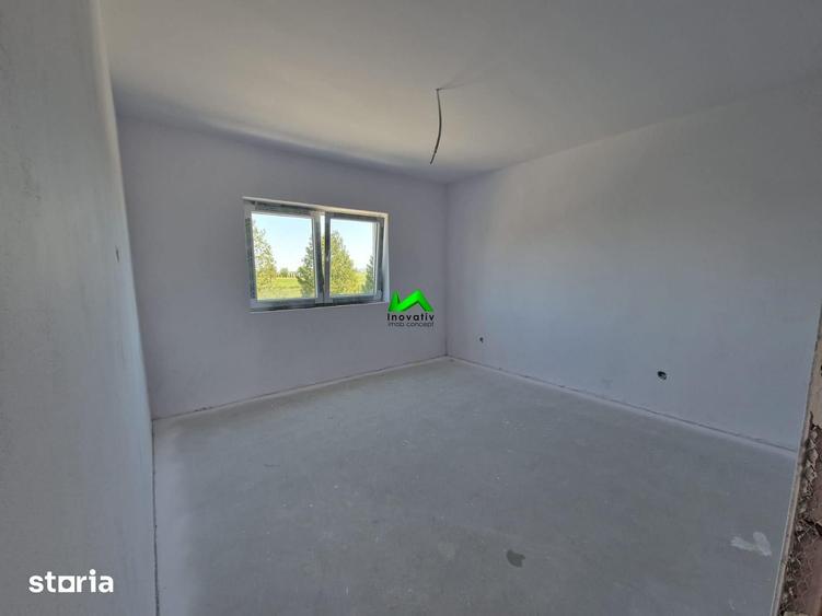 Casă cu 4 camere cu Teren 260 Mp în Șura Mică