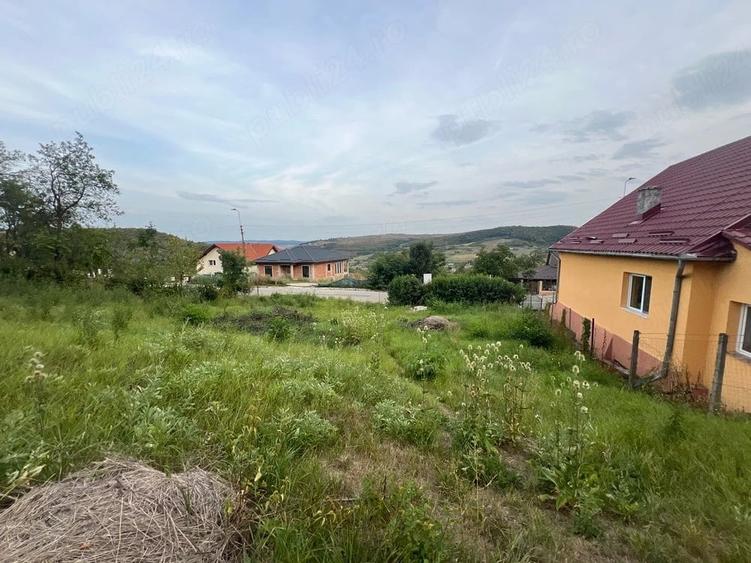 Teren de 3900 mp, în Central