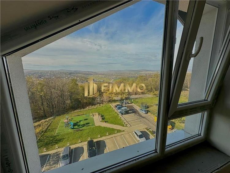 Apart Impresionant |  183 mp | Zamca | ID : 1467 - 5