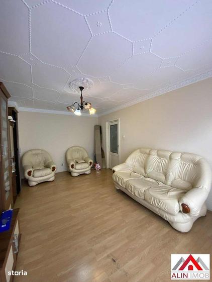 Ap.2 camere,Carpati 2 - 11
