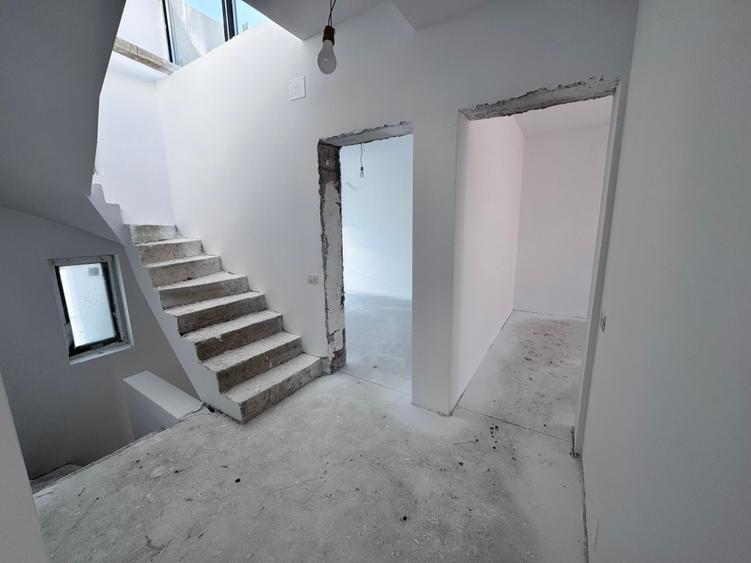 Casa deosebita P+1+Terasa panoramica. 4 cam.Util 157mp.Teren 183mp - 27