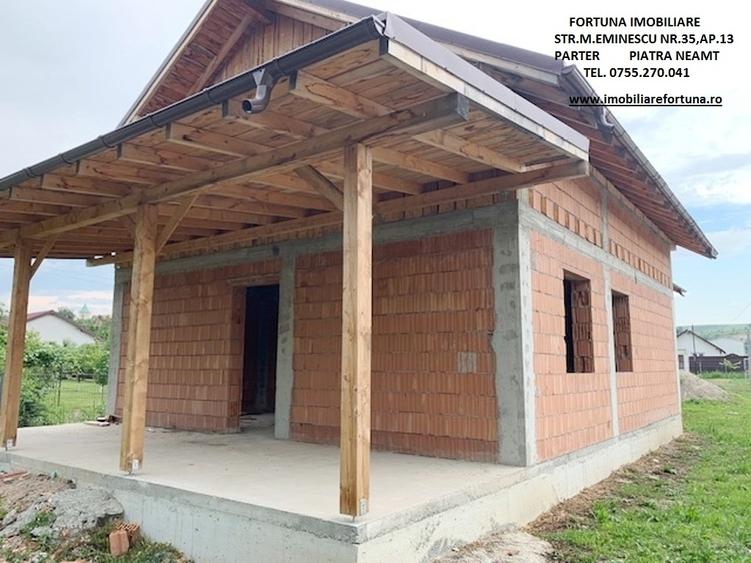 Casa la rosu si teren 720 mp, zona Ciritei - 1