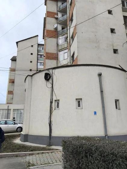 Apartament 2 camere de inchiriat Bd. Republicii, zona Garii, Targu Jiu - 3