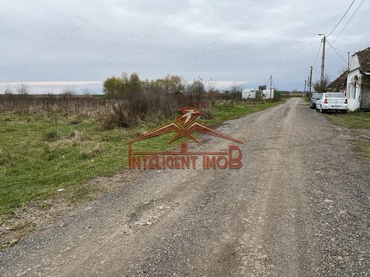 Teren intravilan de vanzare in Fagaras zona Meltea - 4