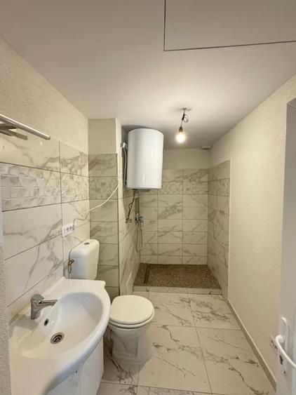 Spatiu comercial de vanzare, central, BUHUSI, jud. Bacau - 10