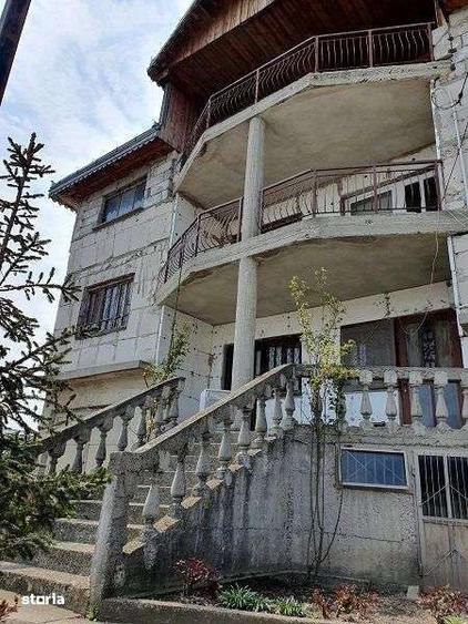 Vand casa cu toate utilitatile - Roman/Neamt - Ideal investitie - 1