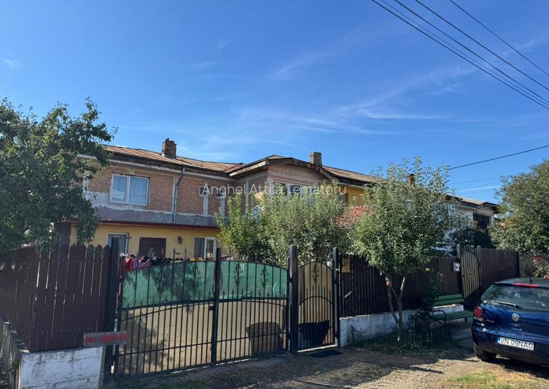 Vand un apartament Vand un apartament