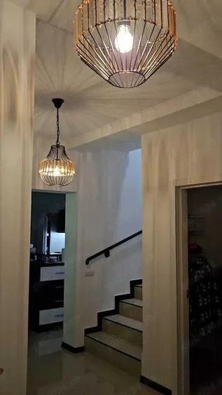 Vand casa deosebita in Selimbar - 8