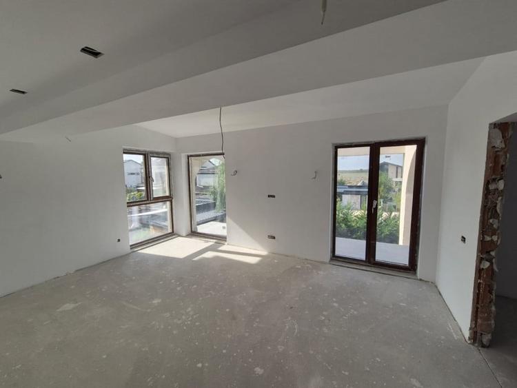 Casa visurilor la vanzare - 32