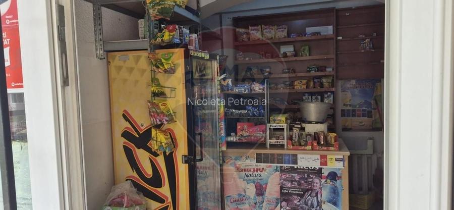 Spatiu comercial la parter