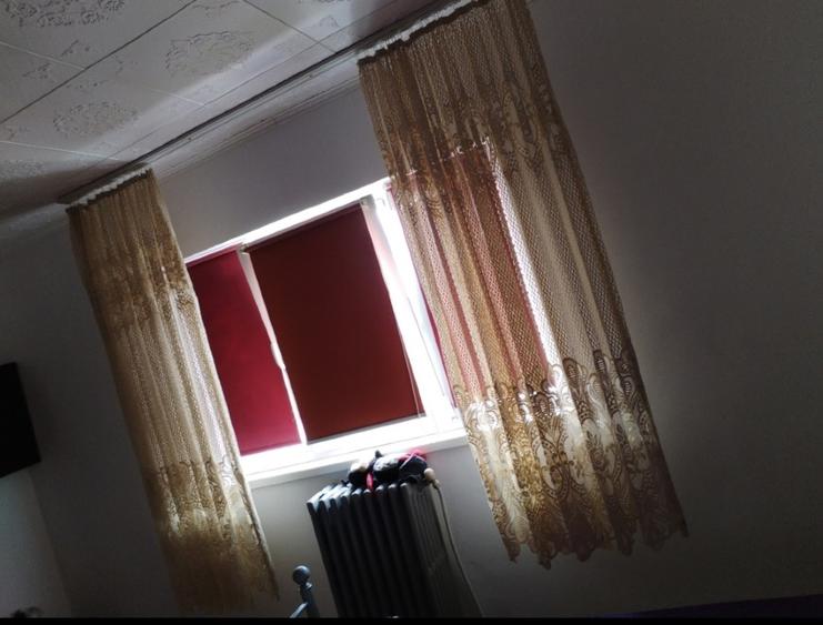 Vând apartament 2 camere  - 4