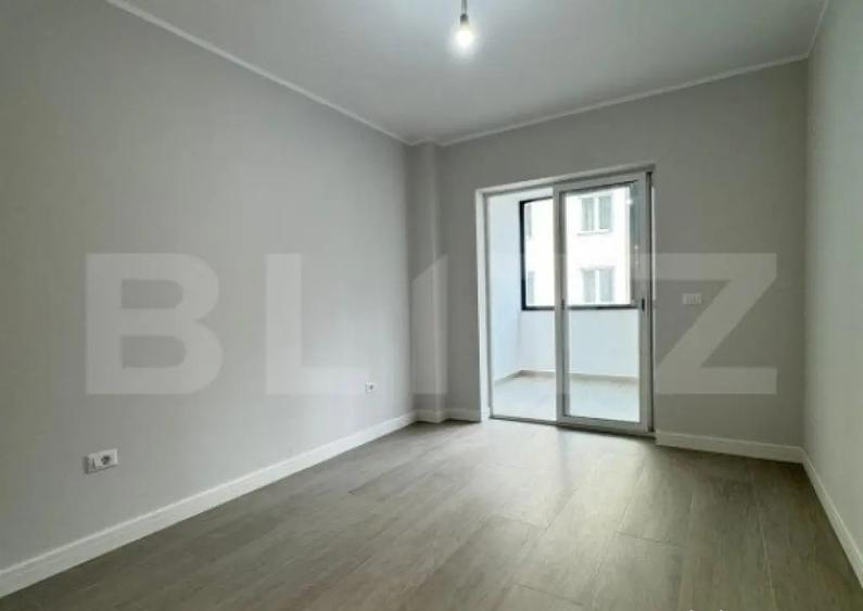 Apartament 3 camere, 108 mp, bloc nou, etaj intermediar, zon - 5