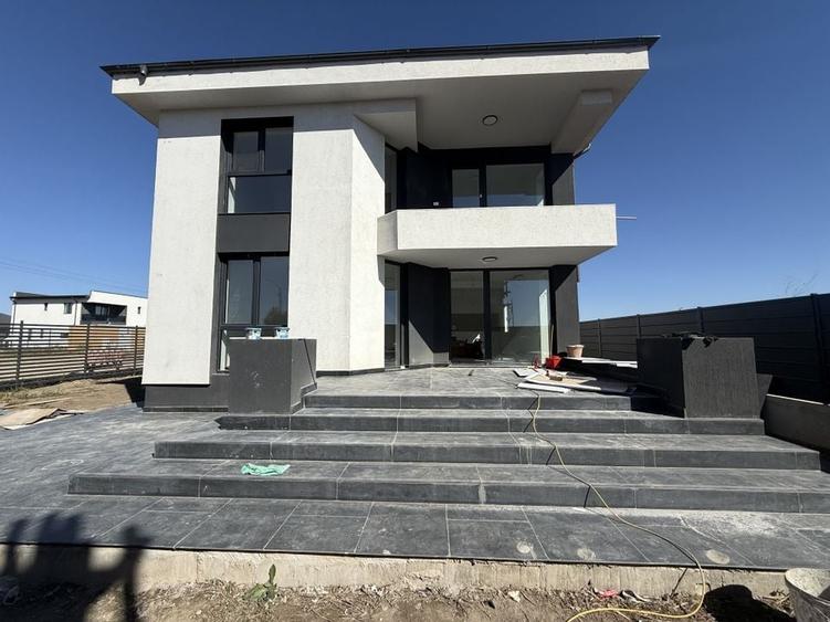 LUX | CASA | VILA INDIVIDUALA | CURTE | PROPRIETAR | TUNARI - 1