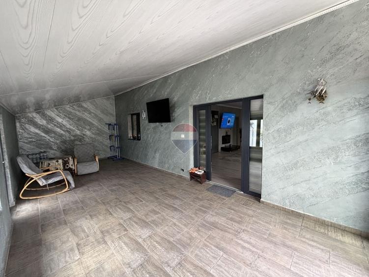 Casă individuală cu 4 camere cu Teren 492 Mp în Vânători