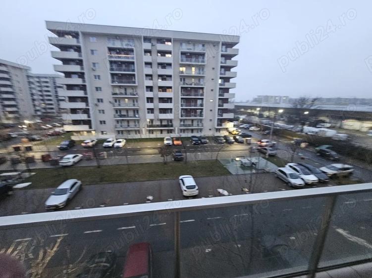 Apartament cu 2 camere decomandat în Apărătorii Patriei