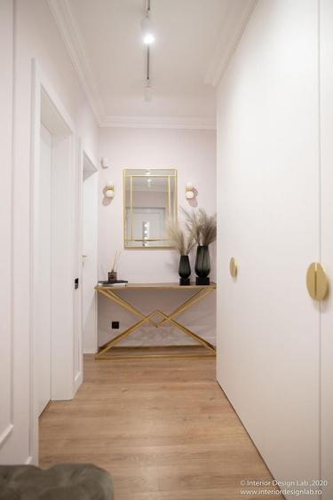 Apartament cu 3 camere semidecomandat, mobilat în Andrei Mureșanu