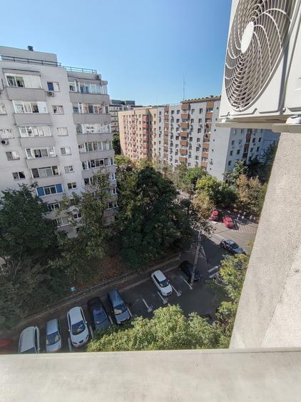 Apartament cu 2 camere semidecomandat în Dristor