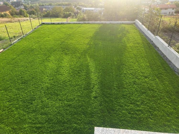 Casă individuală cu 4 camere cu Piscina în Iris
