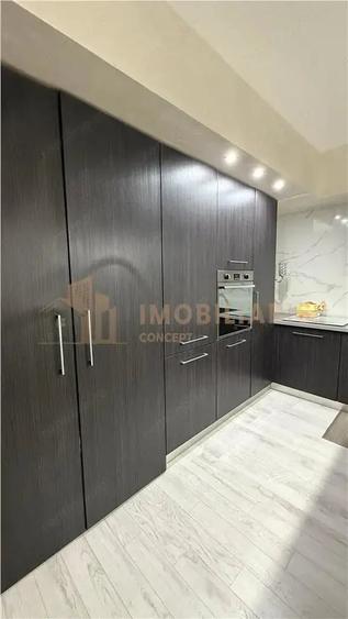 Apartament cu 2 camere decomandat în Independenței