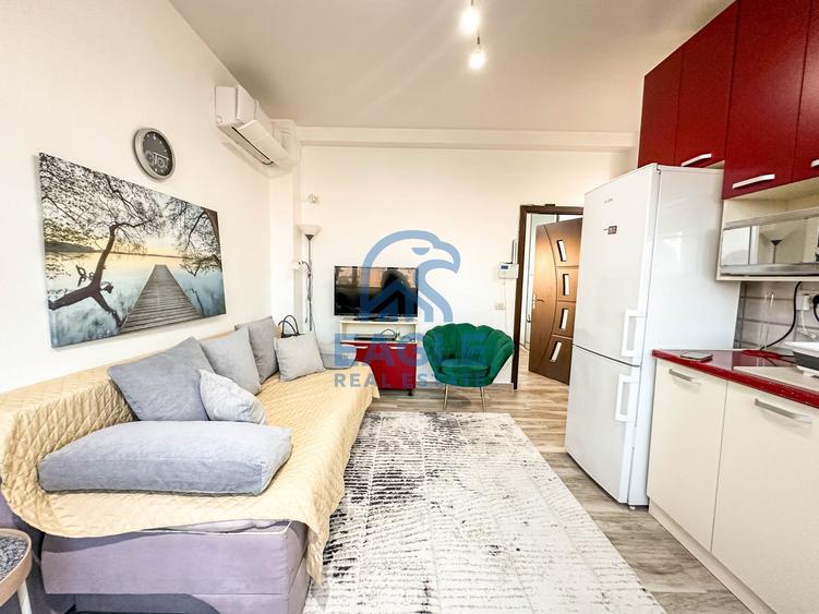 Apartament cu 2 camere nedecomandat, mobilat în Tomis Nord