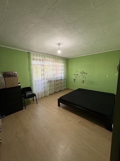 Apartament cu 3 camere decomandat în Negru Vodă