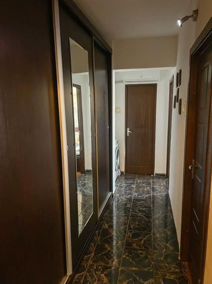 Apartament cu 3 camere decomandat în Nord