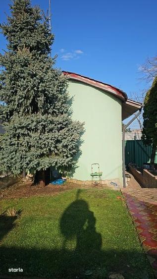 Casă cu 3 camere cu Teren 100 Mp în Central