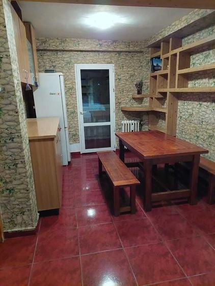 Apartament cu 2 camere decomandat în Rahova