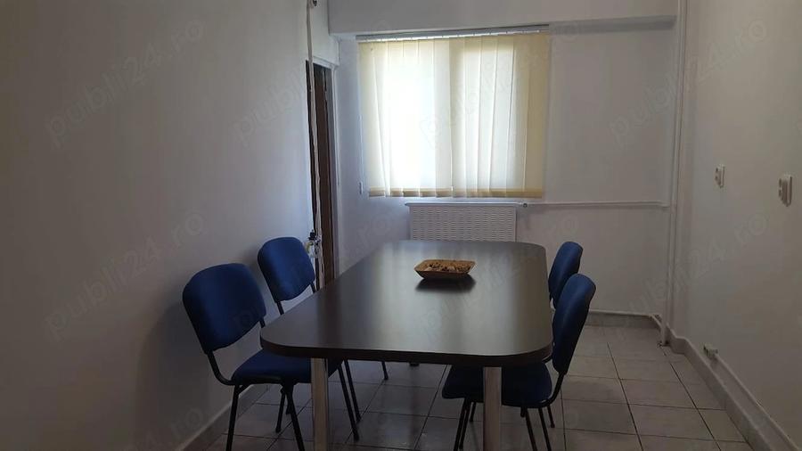Apartament cu 3 camere decomandat, mobilat în Calea Călărașilor