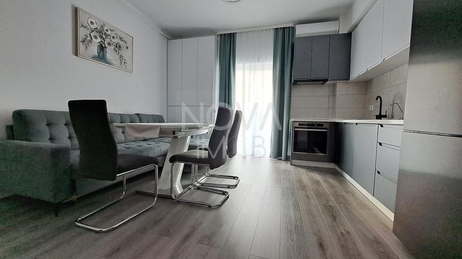Apartament cu 3 camere semidecomandat, mobilat în Mihai Viteazul