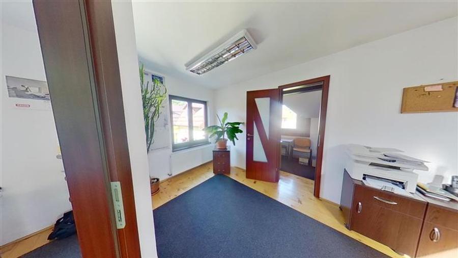 Nivel in casa, recomandat si activitati birou,  Central, Brasov - 28