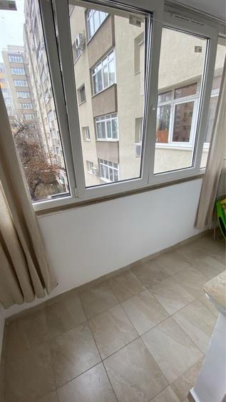 Apartament cu 2 camere decomandat în Basarabia