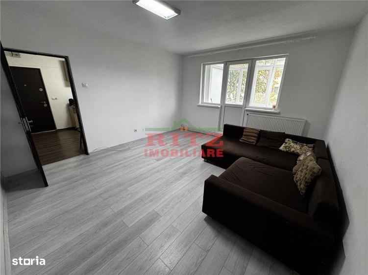 Apartament cu 2 camere semidecomandat în Ultracentral