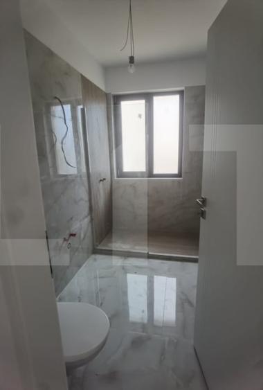 Duplex cu 4 camere cu Canalizare în Giroc