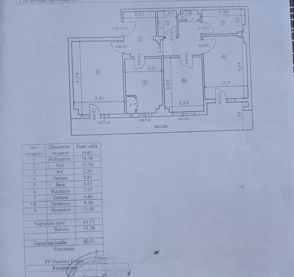 Apartament cu 3 camere decomandat în Podul de Fier
