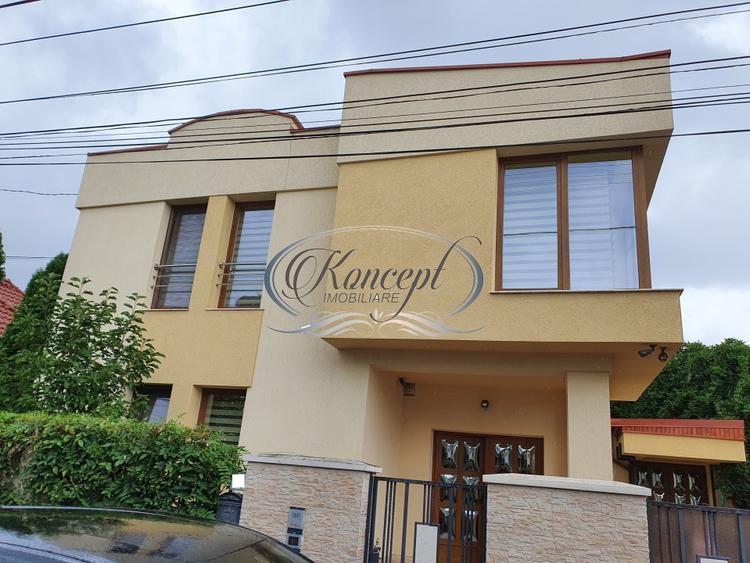 Casă individuală cu 5 camere cu Teren 350 Mp în Gheorgheni