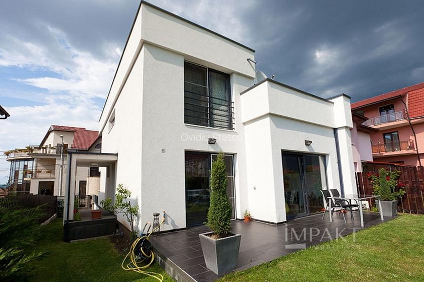 Vila deosebită, în cartierul Zorilor, superfinisată, ideală pentru locuință !
