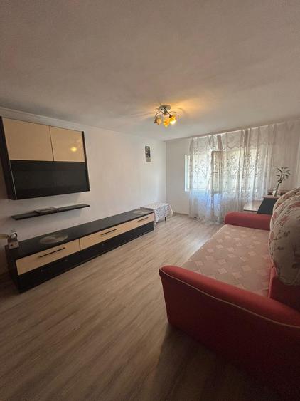 Apartament 2 camere -Zona Sud - etaj 4/4  -53mp - 47000 negociabil - 1
