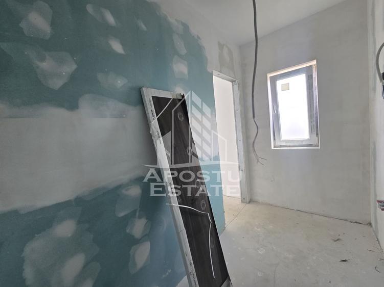 Jumatate de duplex pe parter cu 3 camere si 2 bai, Sag - 14