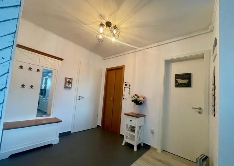 Studio deosebit 2 camere Coresi - 4