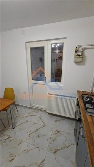 Vanzare apartament 2 camere zona Crangasi  - - 7
