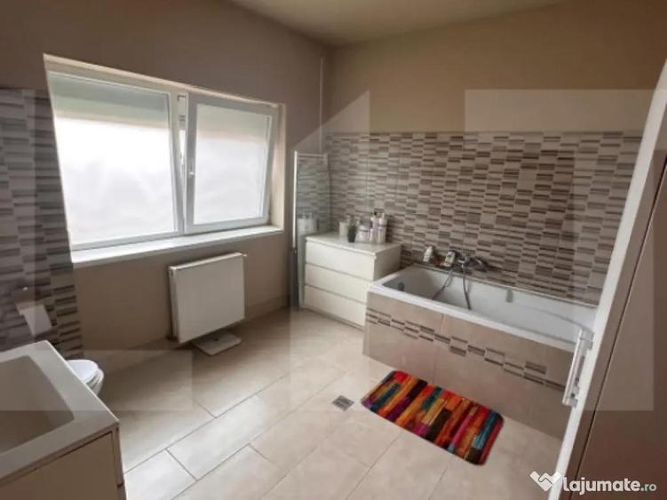 Casa spa?ioasa, de vanzare, cu 4 camere, 120 mp, zona Sel - 7