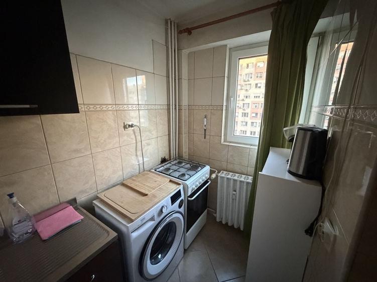 garsoniera cocheta 3 min M Dristor - Baba Novac DB1543 - 6